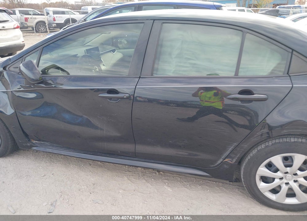 2020 TOYOTA COROLLA LE VIN: JTDEPRAE7LJ006182