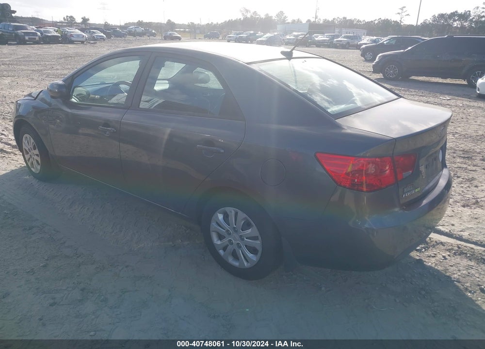 2013 KIA FORTE EX VIN: KNAFU4A28D5686994