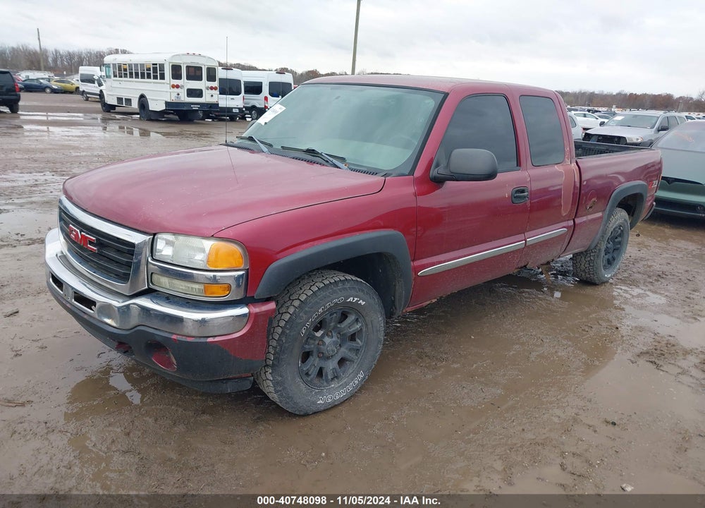 2005 GMC SIERRA 1500 SLE VIN: 2GTEK19B251228152
