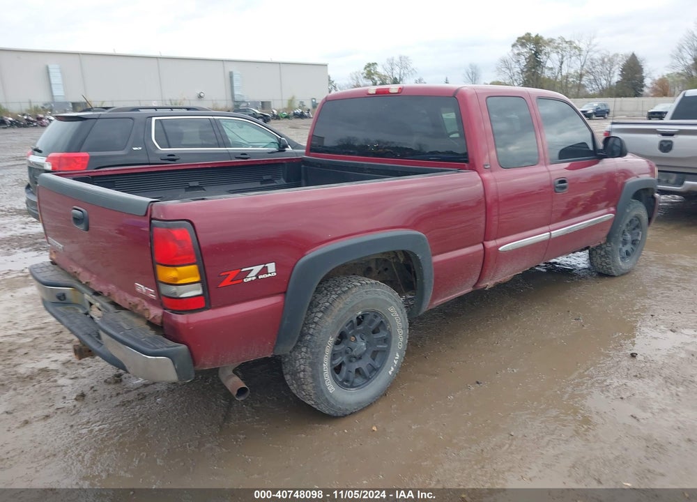 2005 GMC SIERRA 1500 SLE VIN: 2GTEK19B251228152