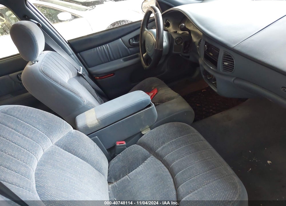 1998 BUICK CENTURY CUSTOM VIN: 2G4WS52M3W1402038