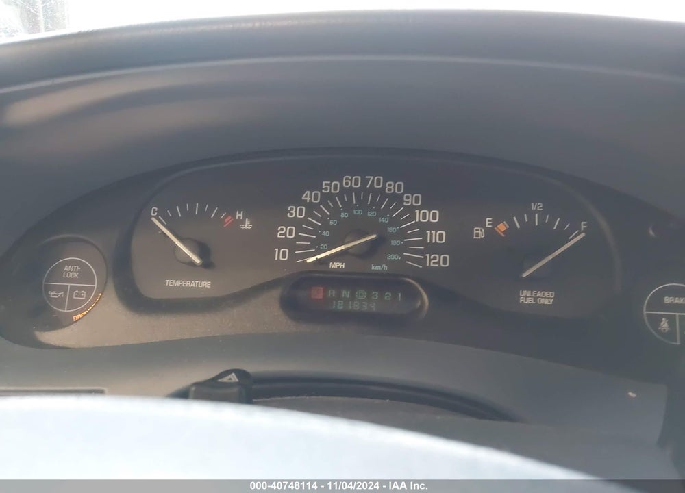 1998 BUICK CENTURY CUSTOM VIN: 2G4WS52M3W1402038