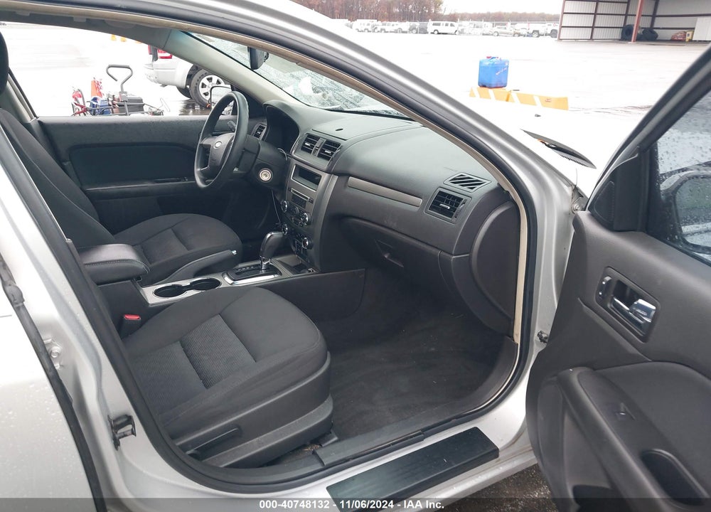 2010 FORD FUSION SE VIN: 3FAHP0HA7AR178717