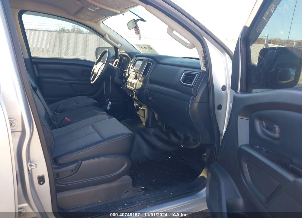 2017 NISSAN TITAN XD S DIESEL VIN: 1N6BA1F39HN522831