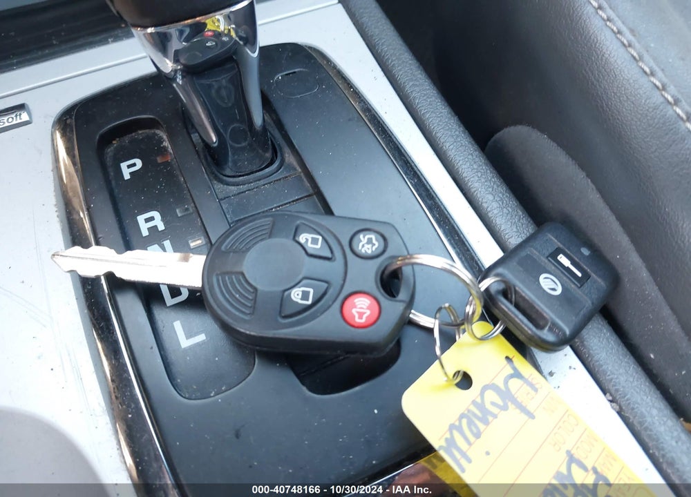 2010 MERCURY MILAN HYBRID VIN: 3MEDM0L32AR631053