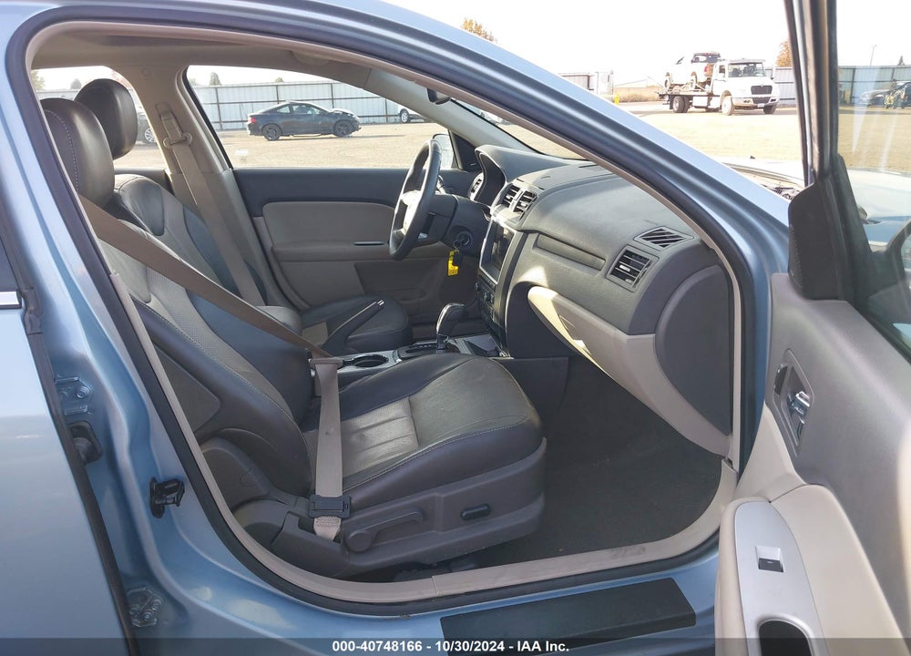 2010 MERCURY MILAN HYBRID VIN: 3MEDM0L32AR631053