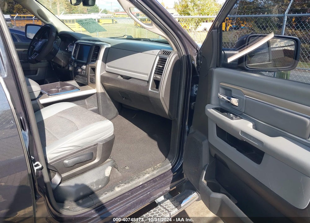 2013 RAM 1500 BIG HORN VIN: 1C6RR6GTXDS700383