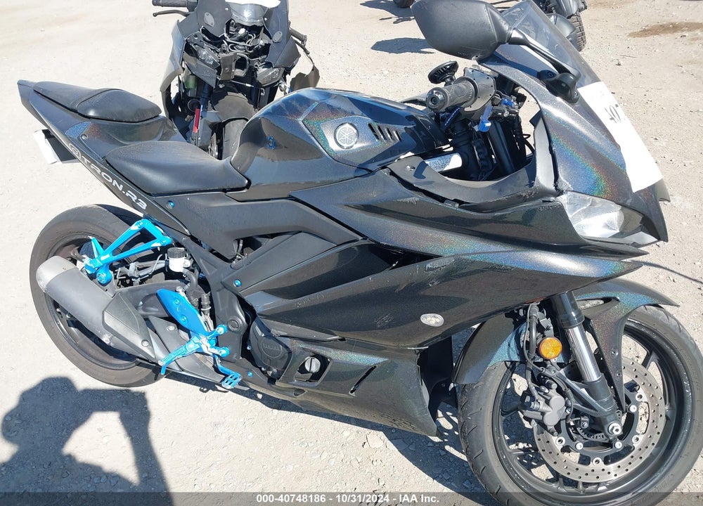 2023 YAMAHA YZFR3 A VIN: MH3RH18Y8PK009321