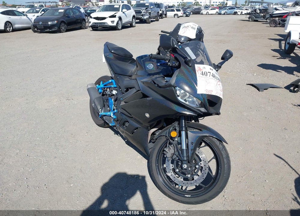 2023 YAMAHA YZFR3 A VIN: MH3RH18Y8PK009321