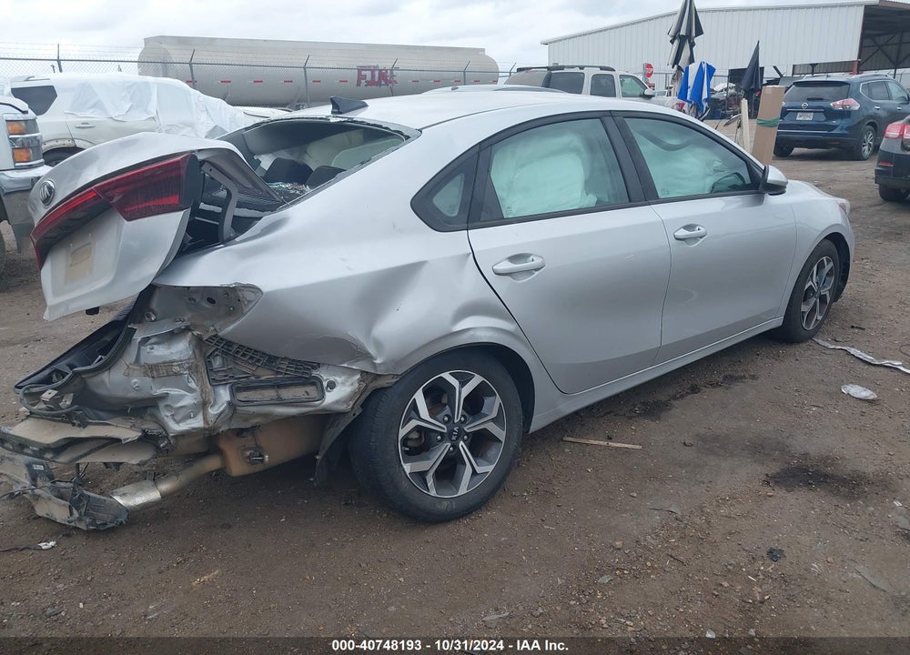 2019 KIA FORTE LXS VIN: 3KPF24AD2KE006888