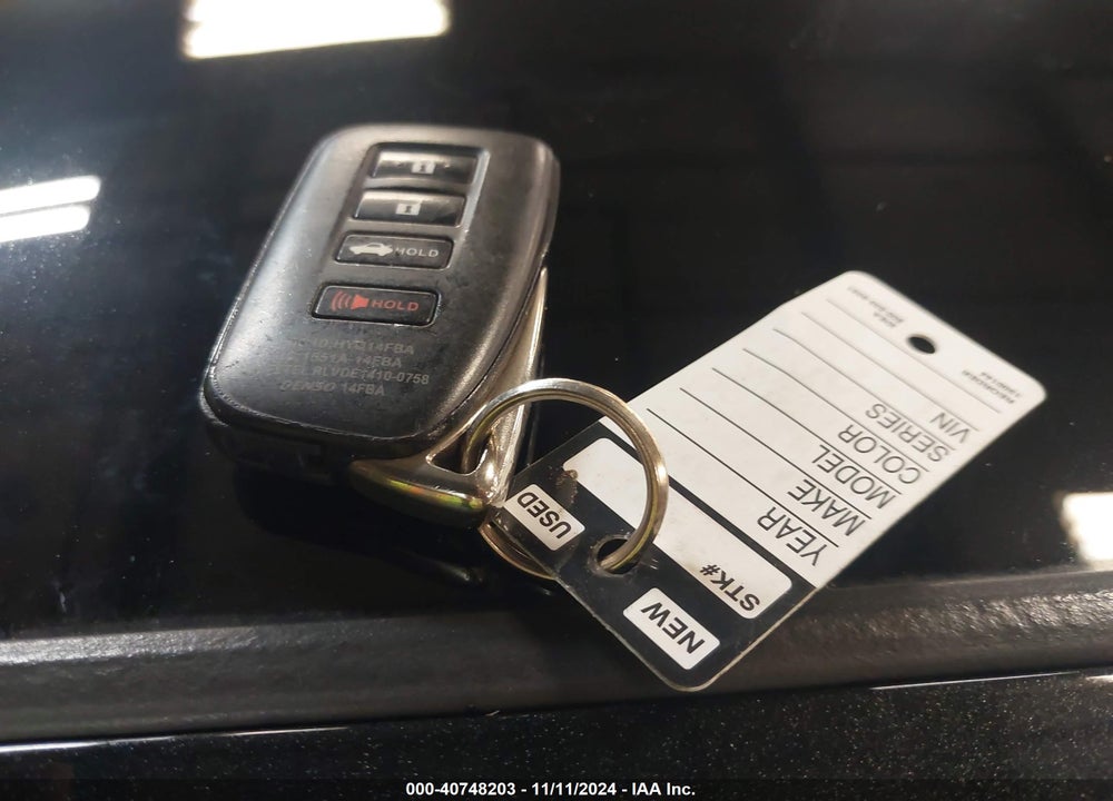 2019 LEXU IS 300 F SPORT AWD VIN: JTHC81D21K5036565