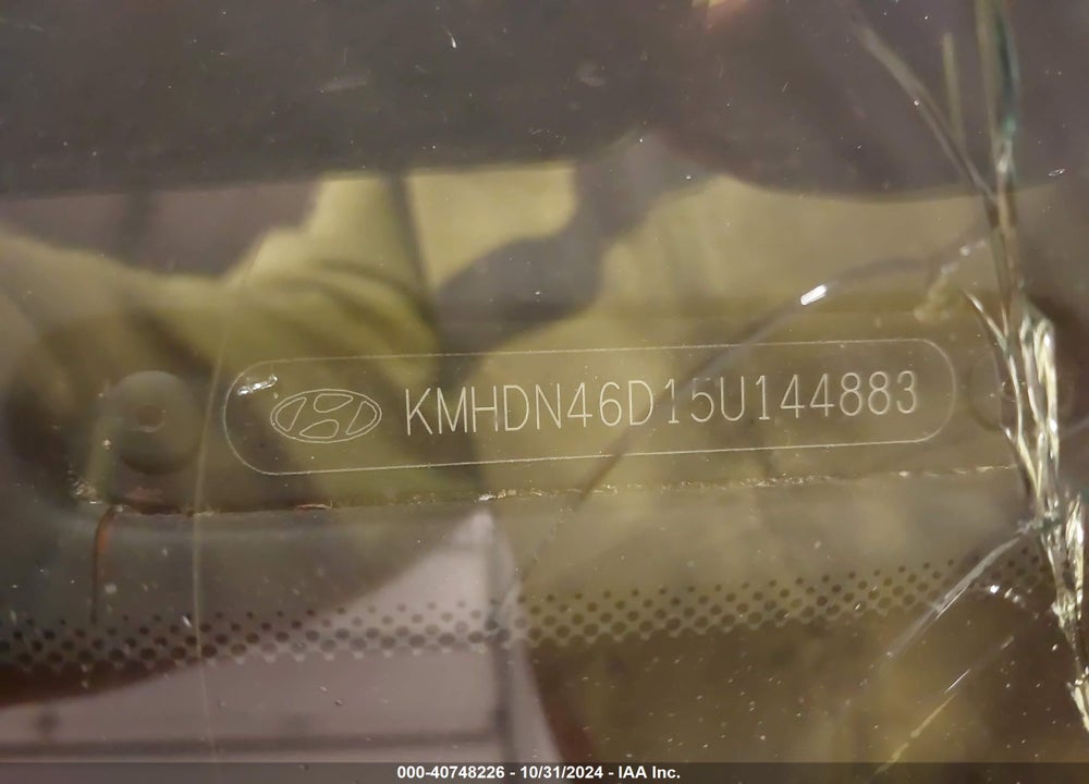 2005 HYUNDAI ELANTRA GLS/GT VIN: KMHDN46D15U144883
