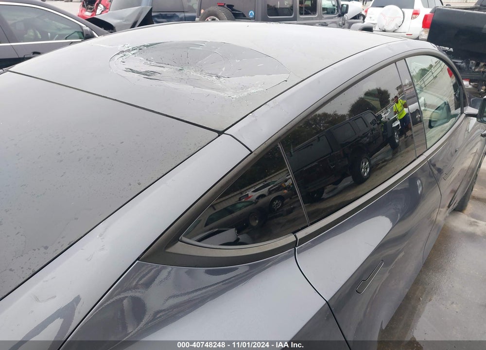 2021 TESLA MODEL Y LONG RANGE DUAL MOTOR ALL-WHEEL DRIVE VIN: 5YJYGAEE9MF207812
