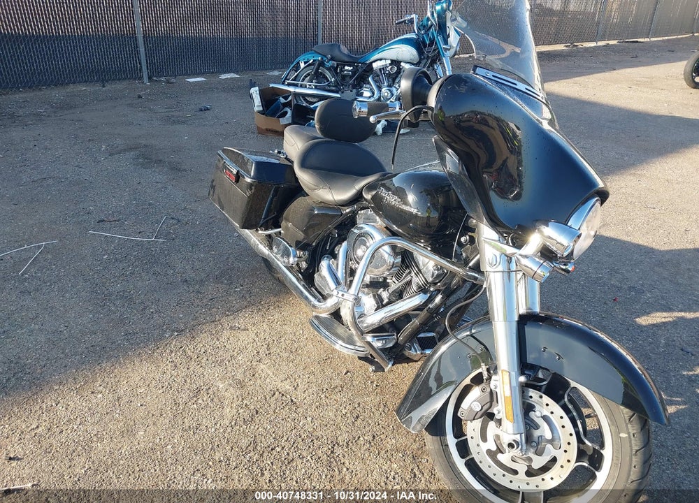 2009 HARLEY-DAVIDSON FLHX VIN: 1HD1KB4179Y606860
