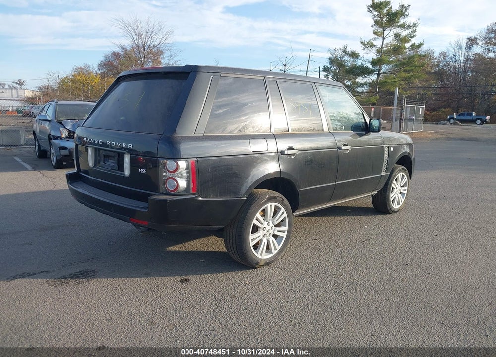 2011 LAND ROVER RANGE ROVER HSE VIN: SALMF1D40BA358840