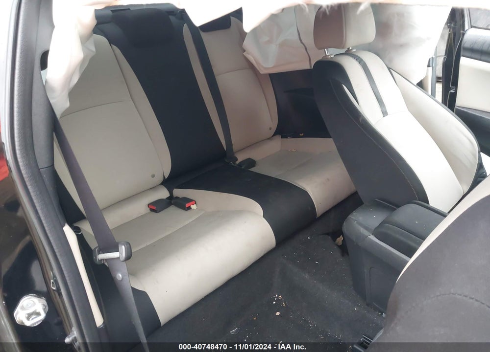 2018 HONDA CIVIC VIN: 2HGFC4B01JH302675