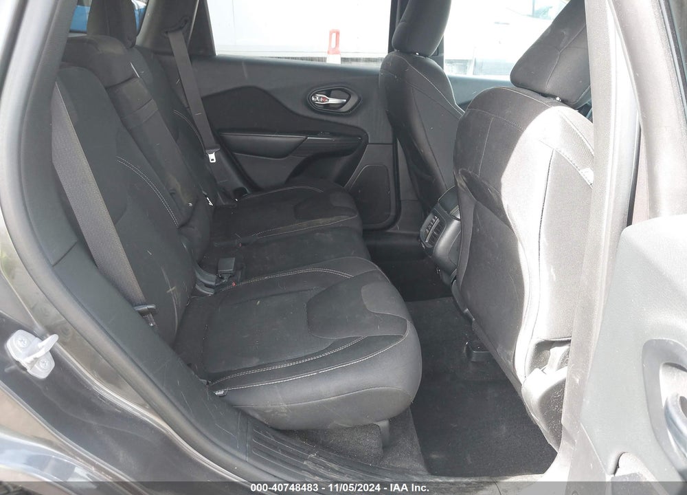 2015 JEEP CHEROKEE LATITUDE VIN: 1C4PJMCS4FW639312