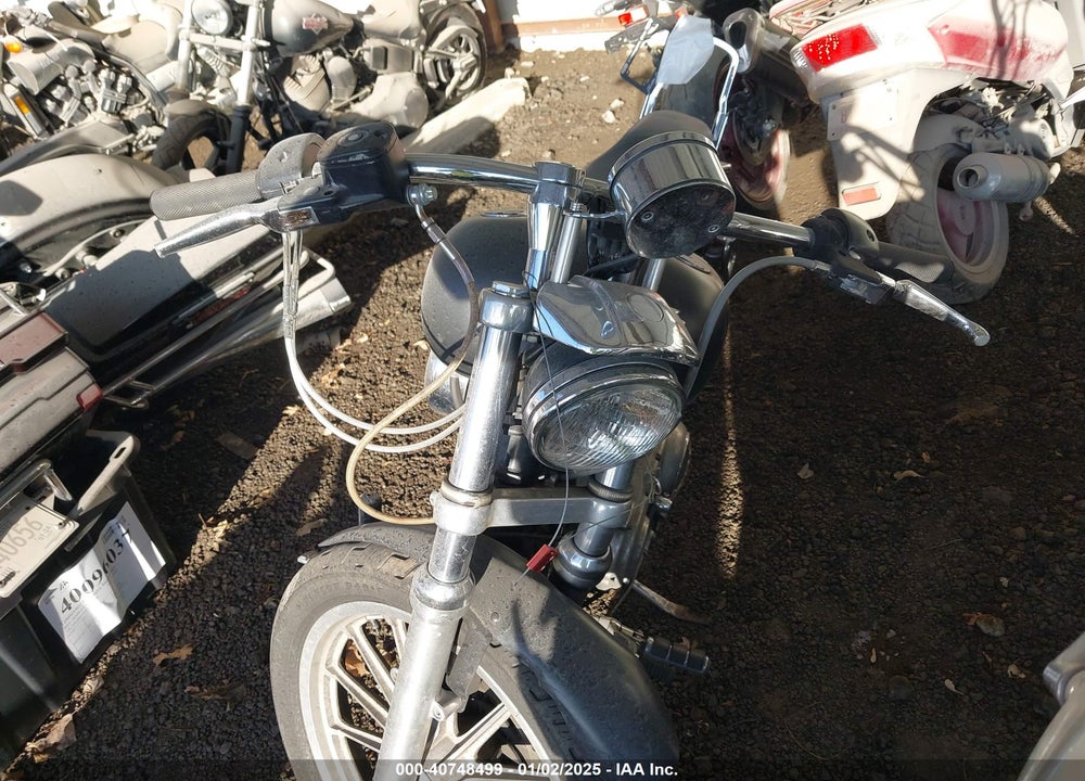 2000 HARLEY-DAVIDSON XL883 VIN: 1HD4CAM15YK153330