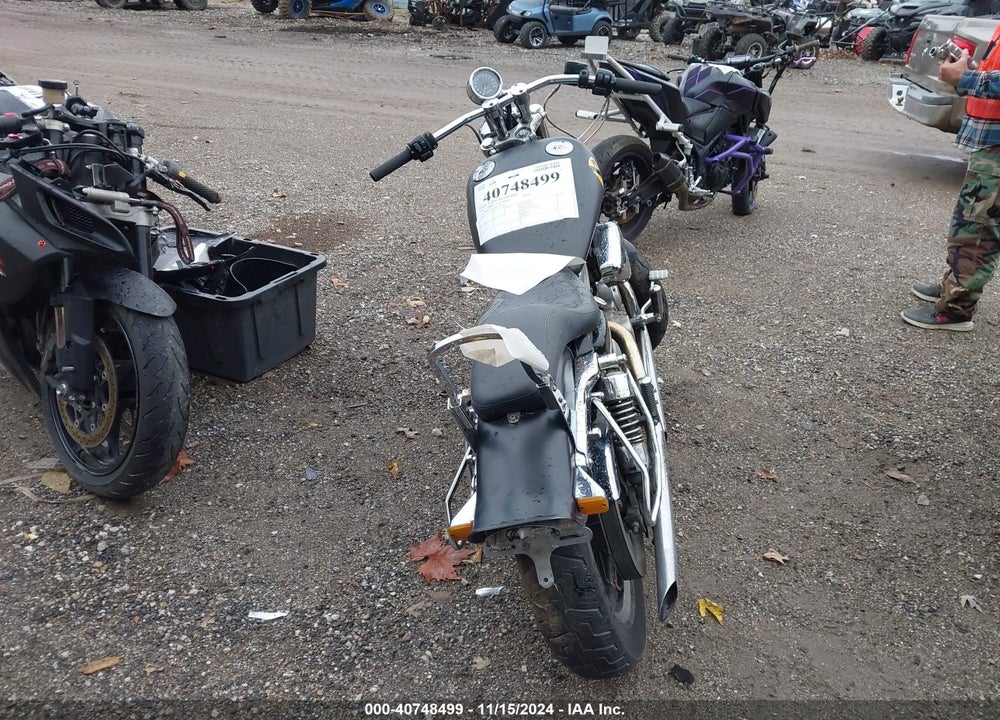 2000 HARLEY-DAVIDSON XL883 VIN: 1HD4CAM15YK153330