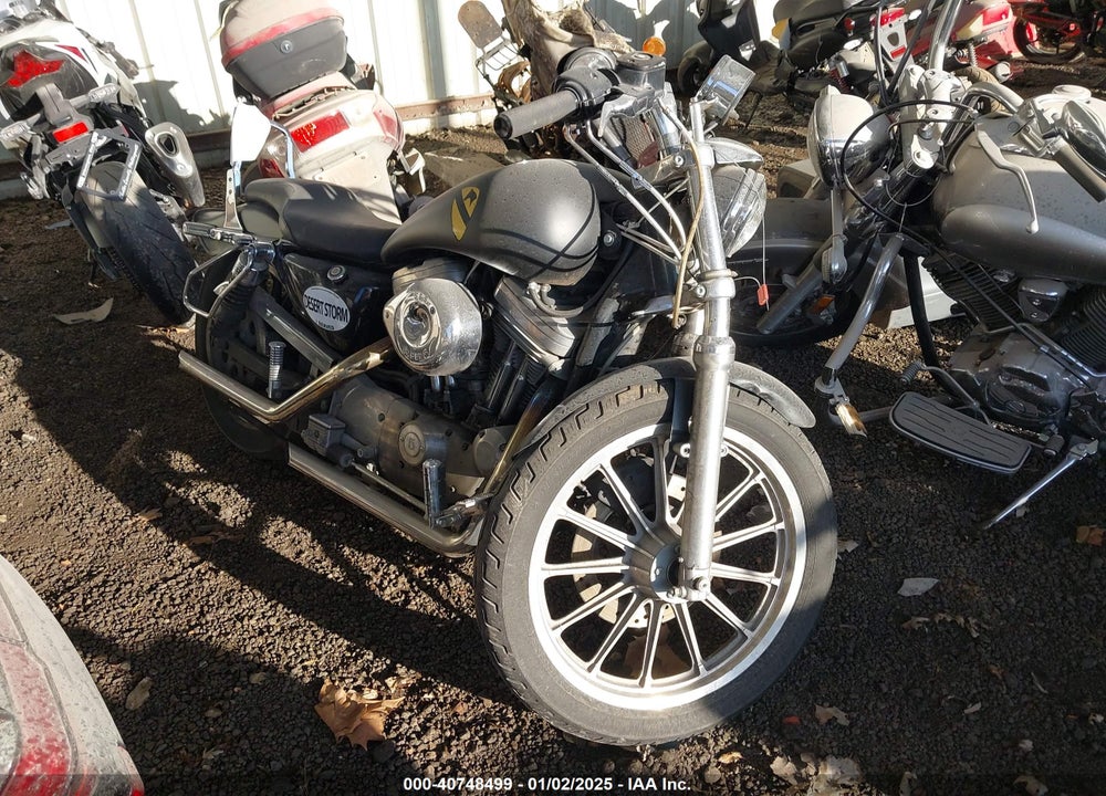 2000 HARLEY-DAVIDSON XL883 VIN: 1HD4CAM15YK153330