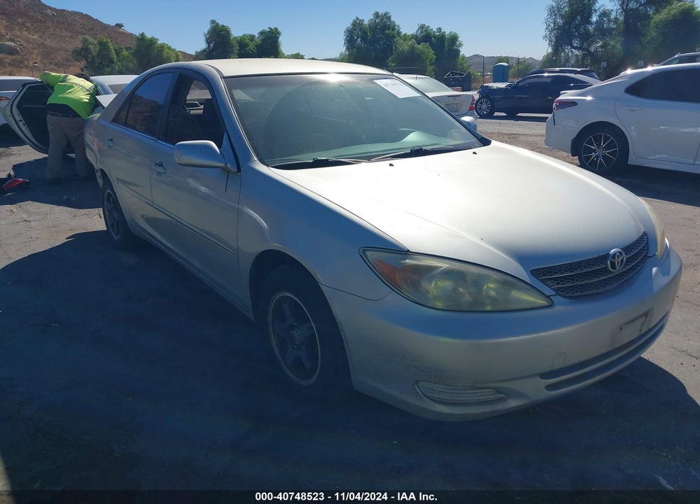 2002 TOYOTA CAMRY LE VIN: JTDBE32KX20002576