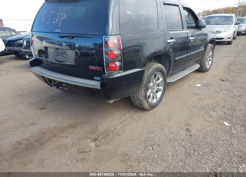 2009 GMC YUKON DENALI VIN: 1GKFC03209R138150