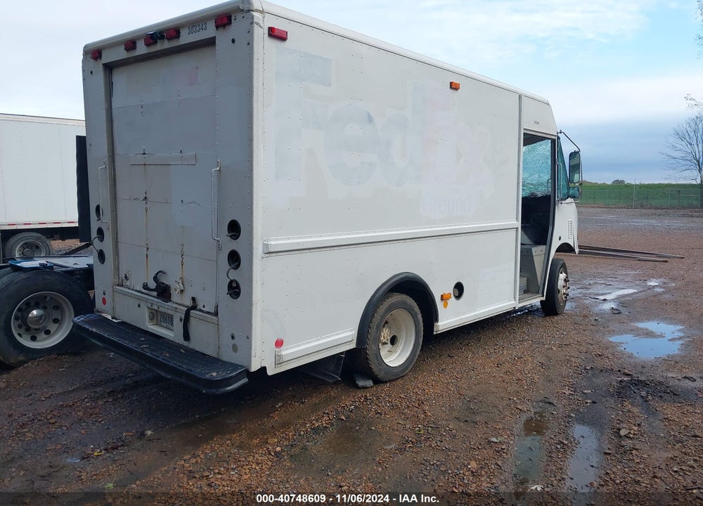 2006 FREIGHTLINER MT45 M LINE WALK-IN VAN VIN: 4UZAANCP66CW43902