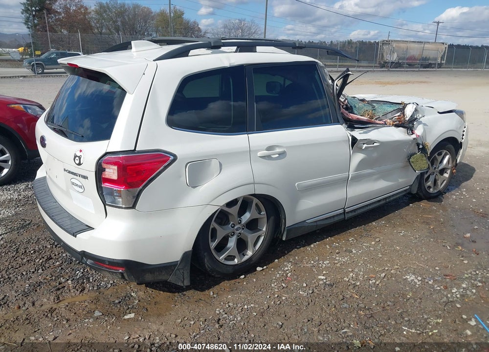 2018 SUBARU FORESTER 2.5I TOURING VIN: JF2SJAWC5JH492980