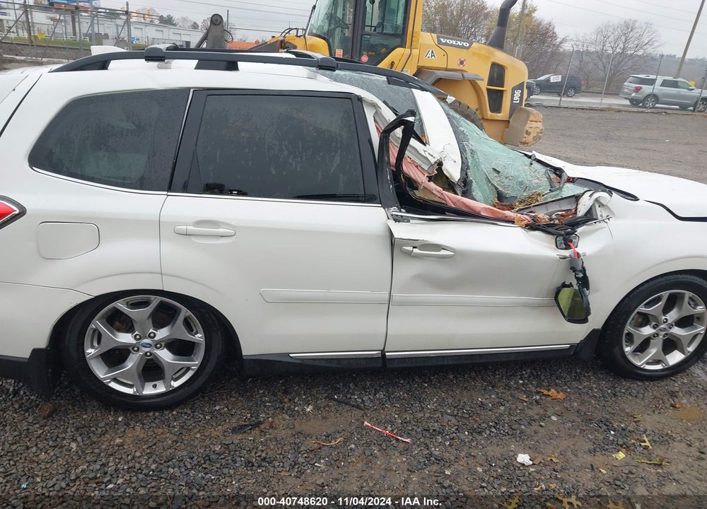 2018 SUBARU FORESTER 2.5I TOURING VIN: JF2SJAWC5JH492980