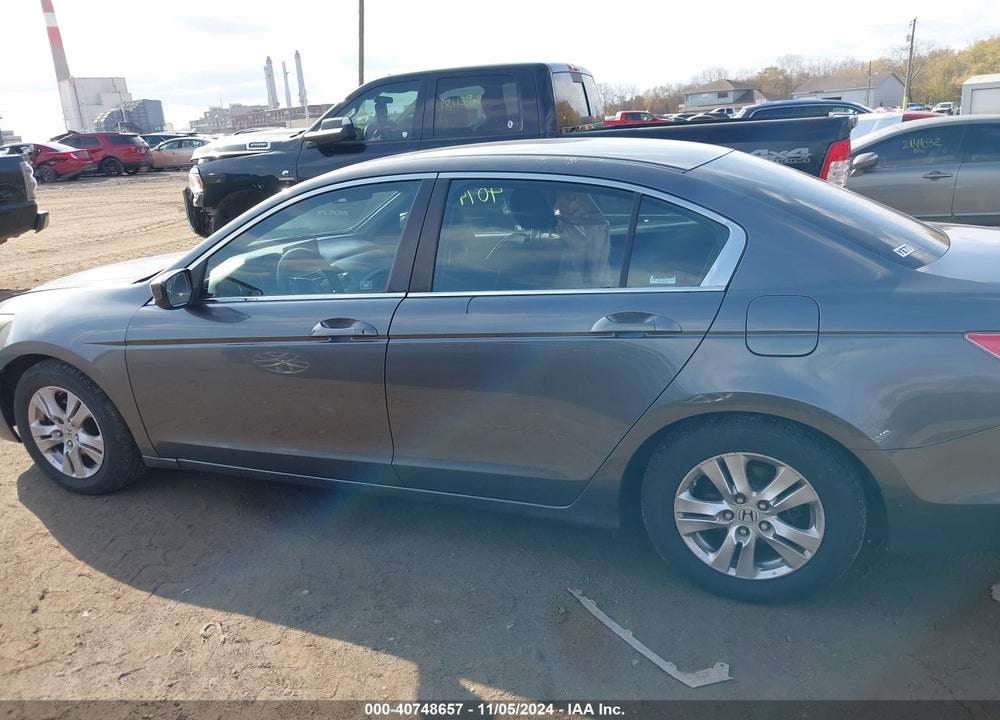 2010 HONDA ACCORD 2.4 LX-P VIN: 1HGCP2F45AA113986