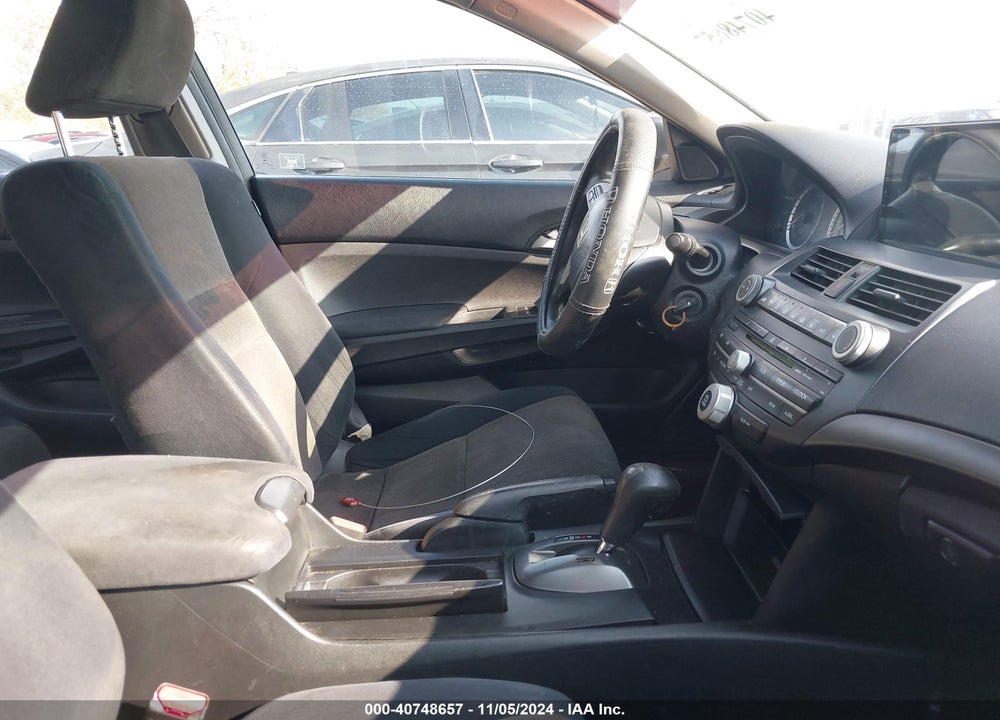 2010 HONDA ACCORD 2.4 LX-P VIN: 1HGCP2F45AA113986