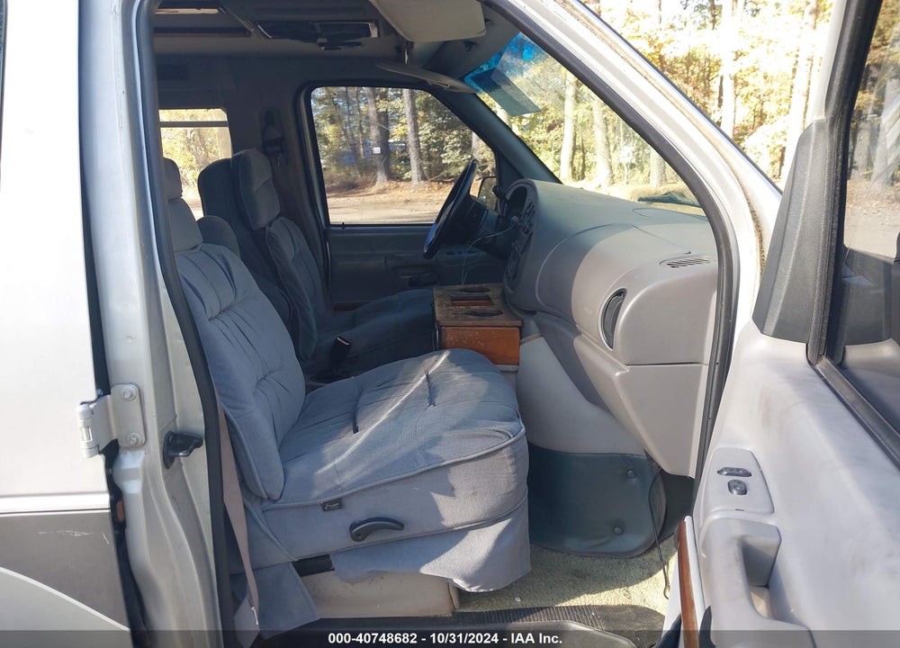 1999 FORD E-150 COMMERCIAL/RECREATIONAL VIN: 1FDRE14W9XHB18942