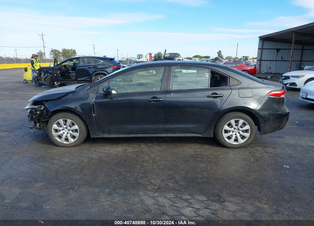 2020 TOYOTA COROLLA LE VIN: JTDEPRAE3LJ037879