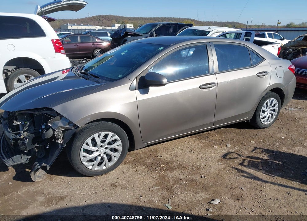 2017 TOYOTA COROLLA LE VIN: 5YFBURHE8HP647765