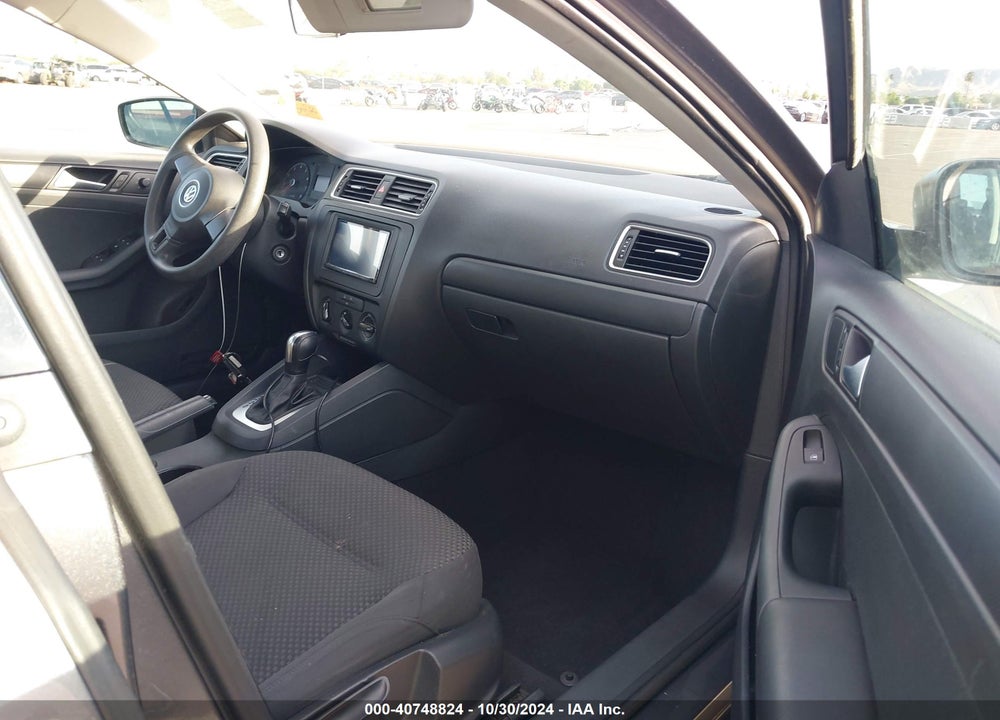 2014 VOLKSWAGEN JETTA 2.0L S VIN: 3VW2K7AJ3EM299343
