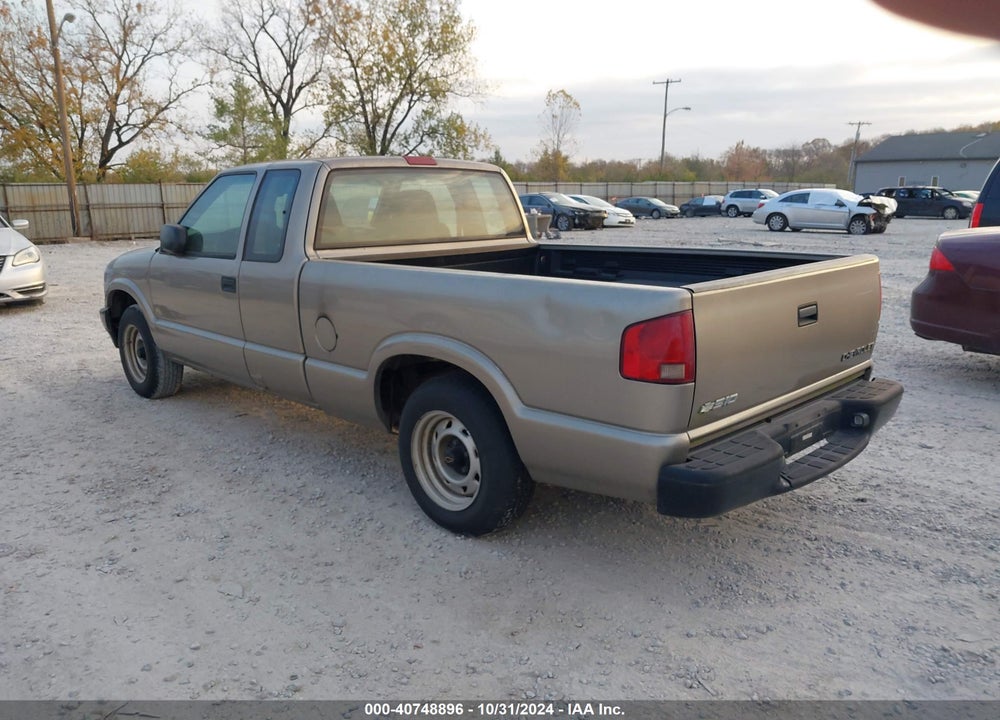 2003 CHEVROLET S-10 VIN: 1GCCS19H238213222