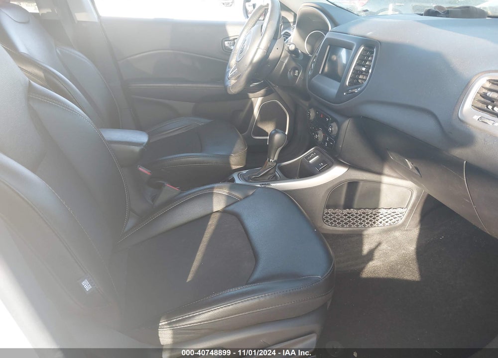 2020 JEEP COMPASS VIN: 3C4NJCBB0LT114896