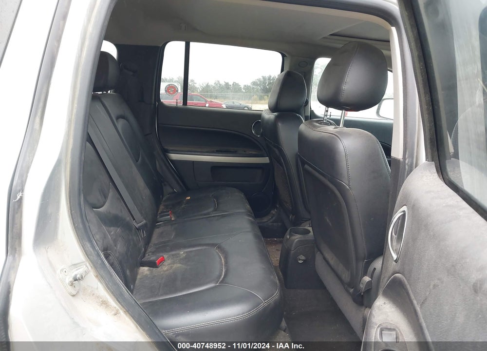 2009 CHEVROLET HHR LT VIN: 3GNCA53V89S644194