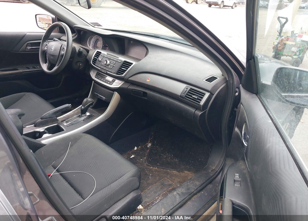 2015 HONDA ACCORD LX VIN: 1HGCR2F30FA125892