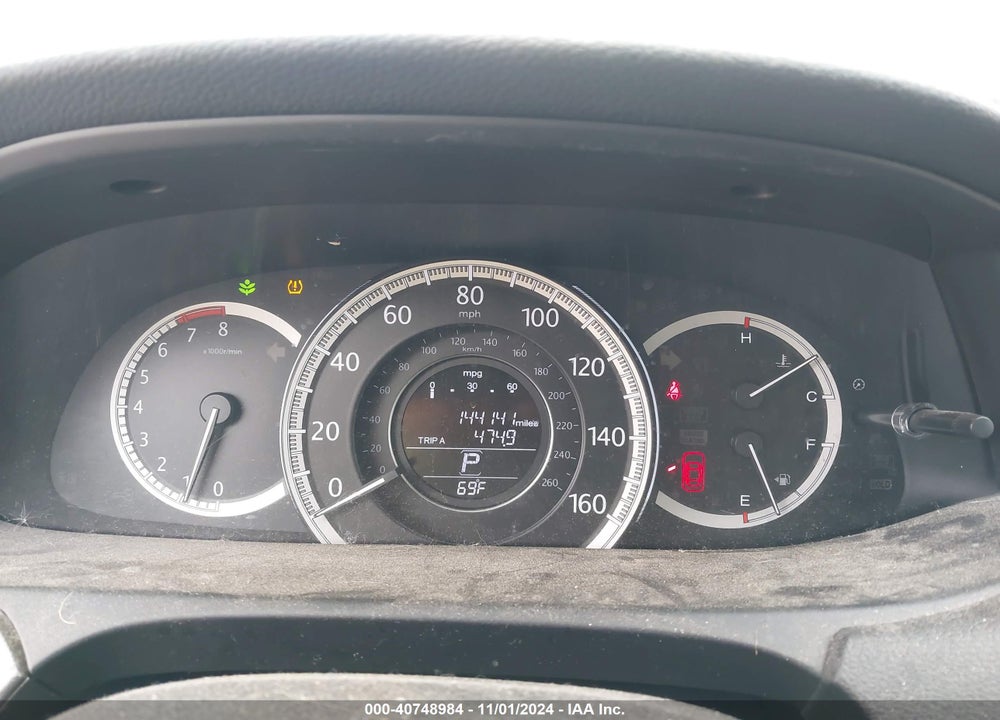 2015 HONDA ACCORD LX VIN: 1HGCR2F30FA125892