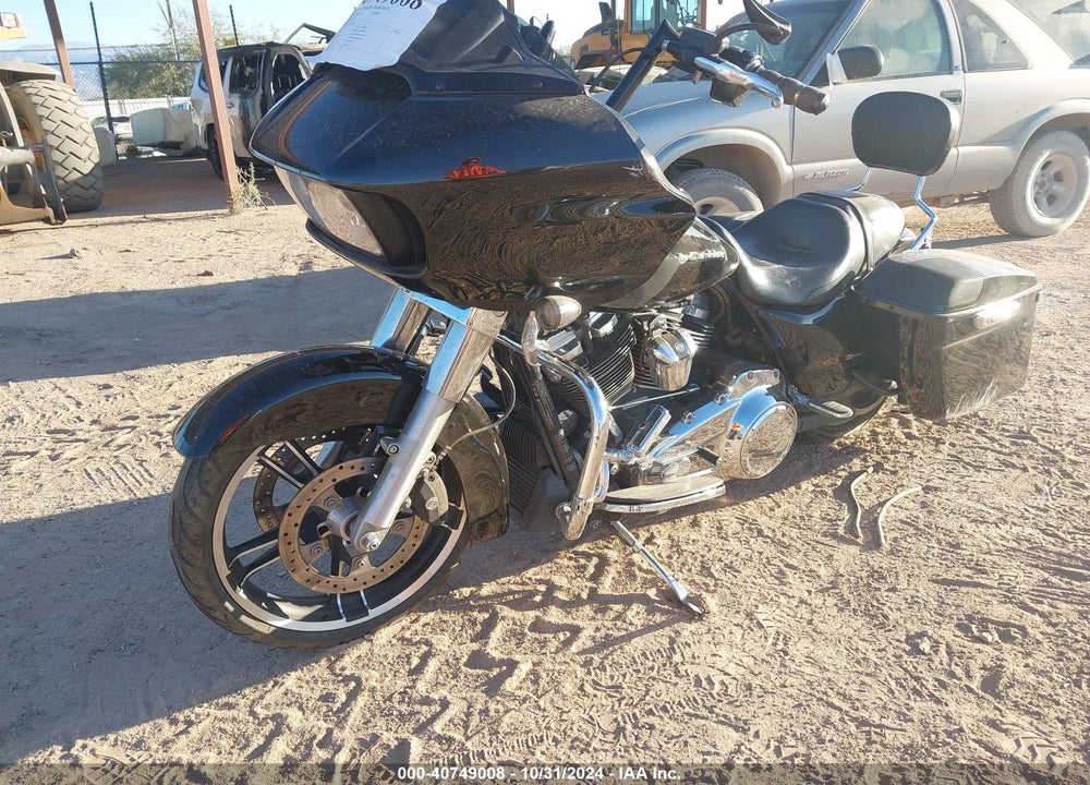 2017 HARLEY-DAVIDSON FLTRX ROAD GLIDE VIN: 1HD1KHC16HB602367