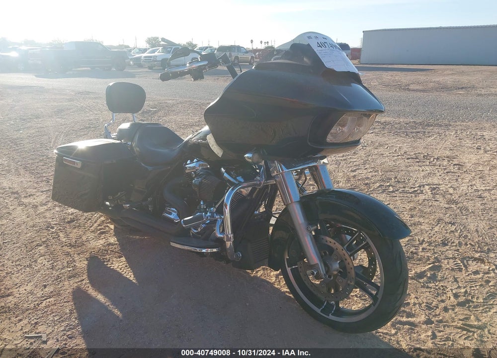 2017 HARLEY-DAVIDSON FLTRX ROAD GLIDE VIN: 1HD1KHC16HB602367