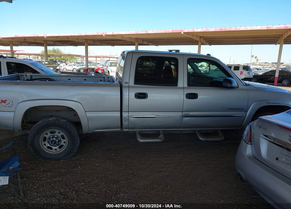 2005 GMC SIERRA 2500HD SLT VIN: 1GTHK23U25F806630