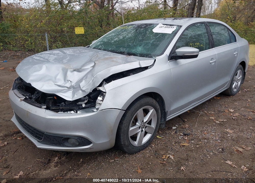 2011 VOLKSWAGEN JETTA 2.0L TDI VIN: 3VWLL7AJ1BM099641