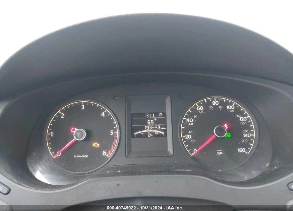 2011 VOLKSWAGEN JETTA 2.0L TDI VIN: 3VWLL7AJ1BM099641