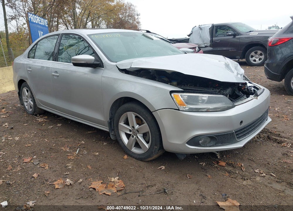 2011 VOLKSWAGEN JETTA 2.0L TDI VIN: 3VWLL7AJ1BM099641