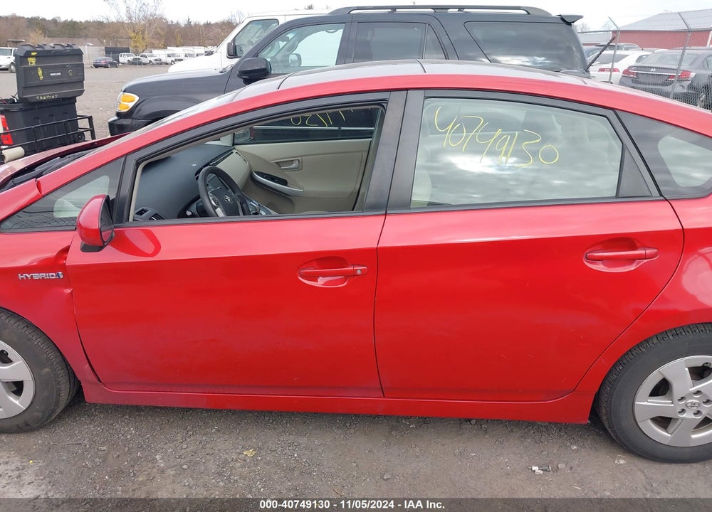 2011 TOYOTA PRIUS THREE VIN: JTDKN3DU7B0285422