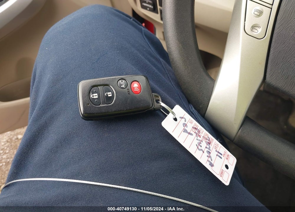 2011 TOYOTA PRIUS THREE VIN: JTDKN3DU7B0285422