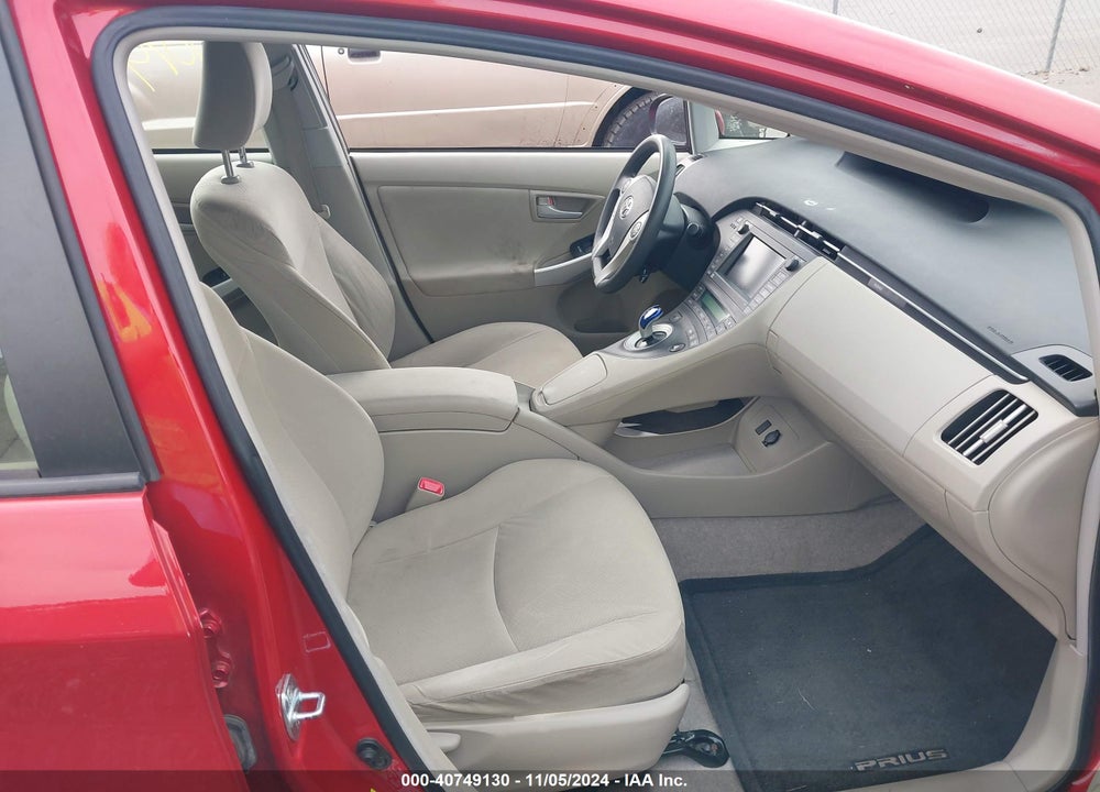 2011 TOYOTA PRIUS THREE VIN: JTDKN3DU7B0285422
