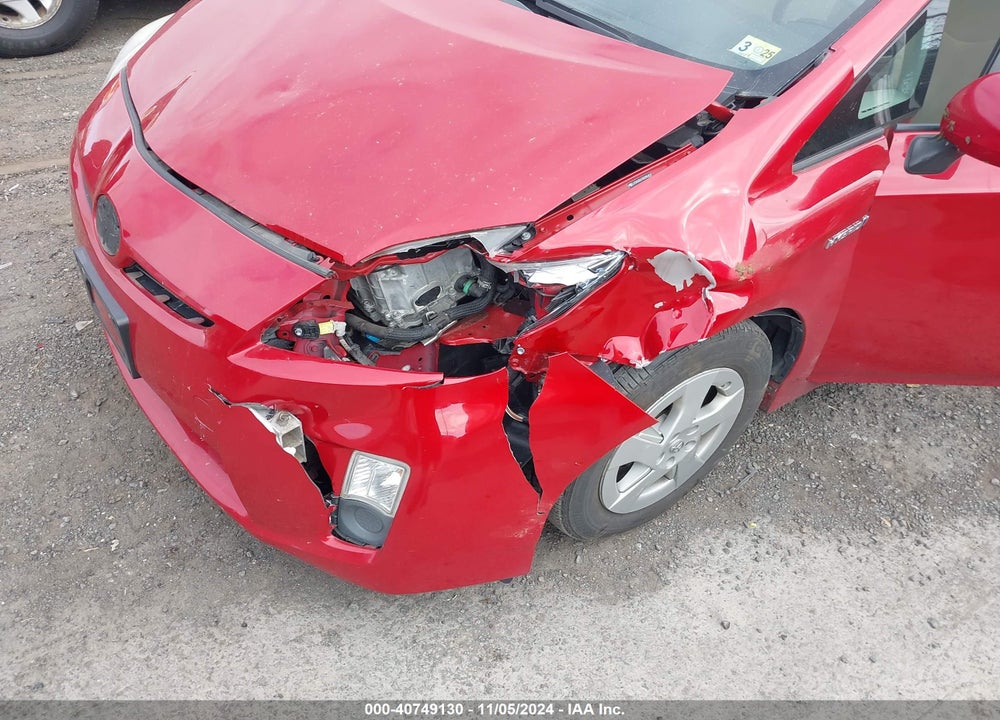 2011 TOYOTA PRIUS THREE VIN: JTDKN3DU7B0285422
